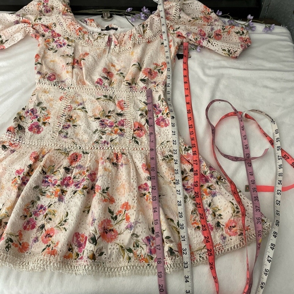 NWT GUESS [SZ Medium ] Martina Aged Floral‎ Cotton Eyelet Dress in Pinks - Picture 4 of 12